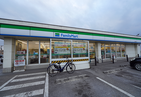 全家便利商店 宮古久貝店